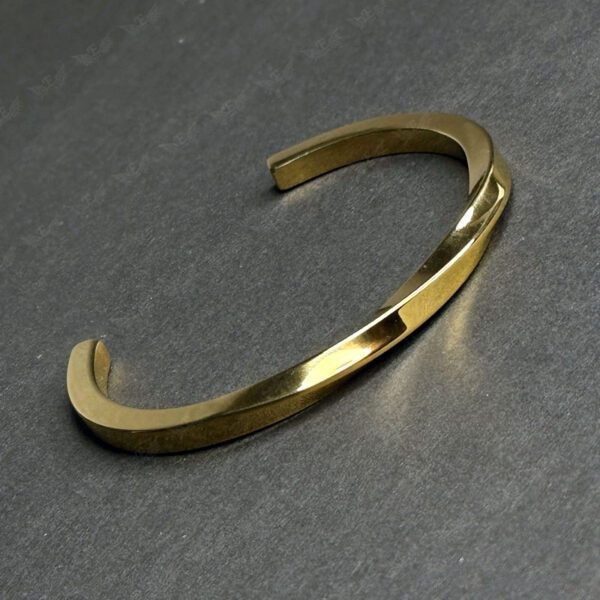 بنگل مردانه مدل پیچ خورده ( در 3 رنگبندی )