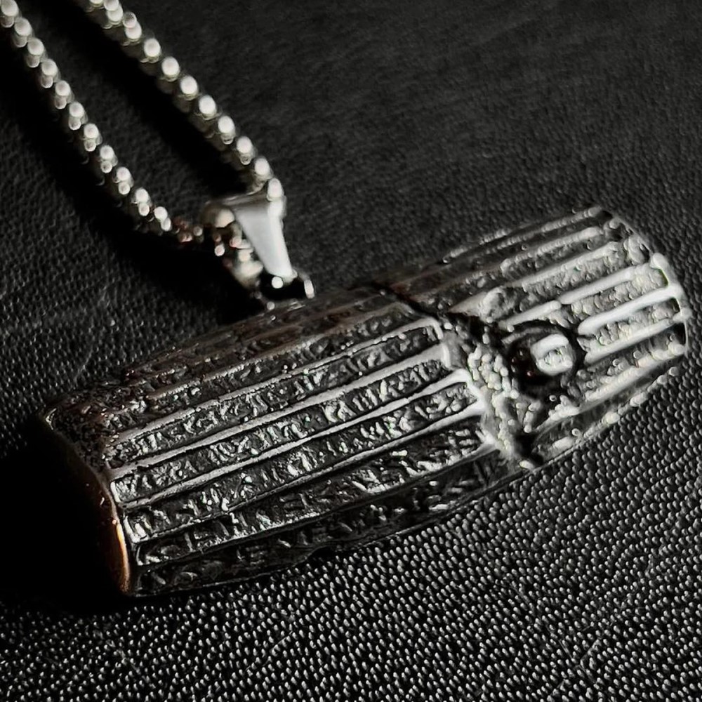 گردنبند منشور کوروش